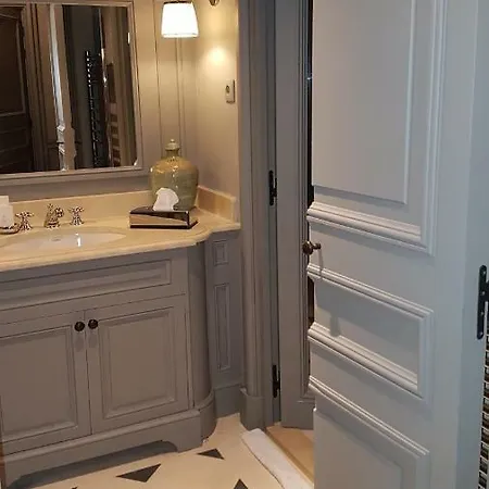 Parc Royal Appartements Paris Exterior photo